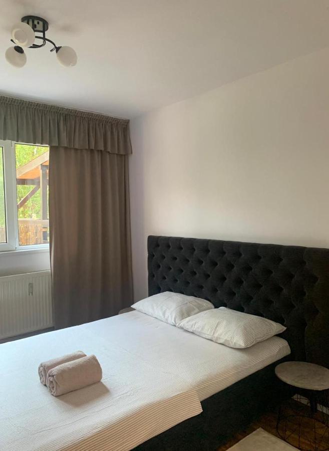 Eunice Apartament Орадя Экстерьер фото