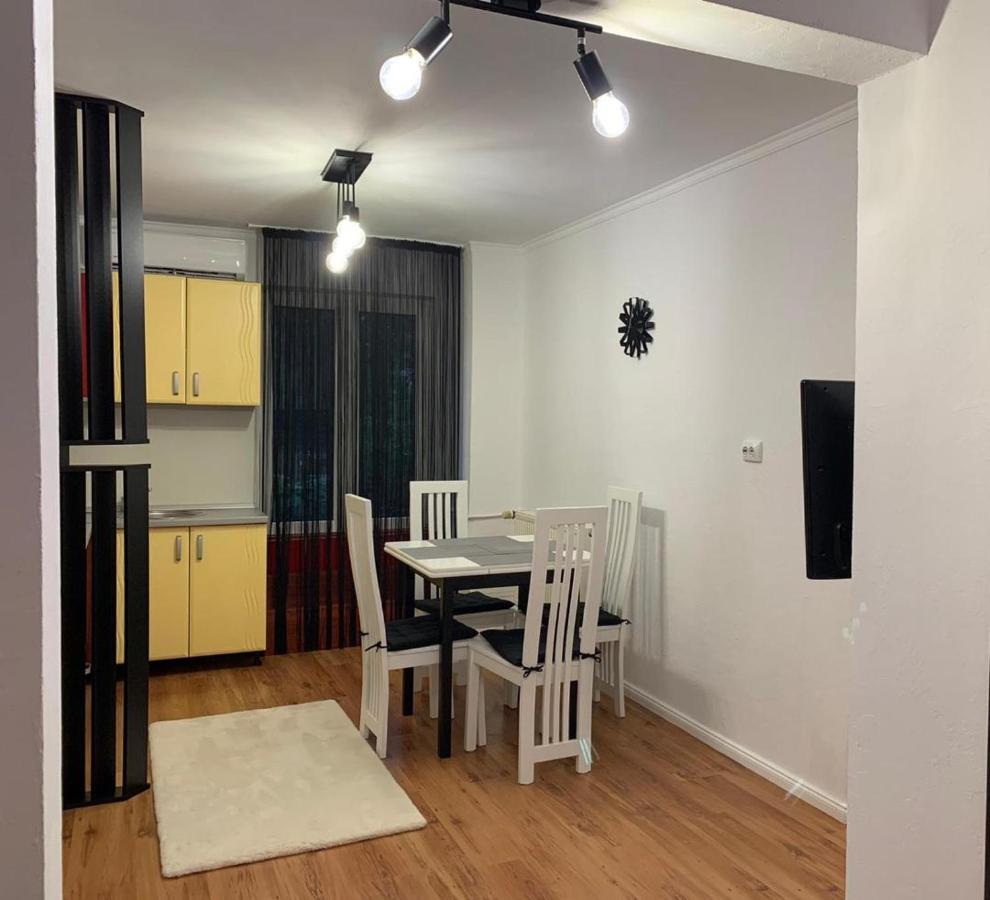 Eunice Apartament Орадя Экстерьер фото